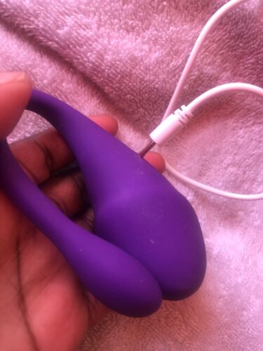 Click to view full screen Vibrador Feminino Ponto G com Controle por APP - LolaPremium photo review