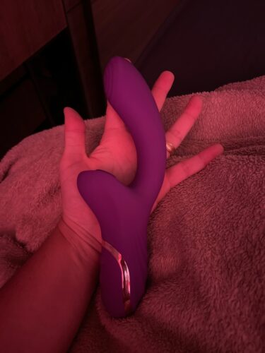 Click to view full screen Gozzy Vibrador Sugador 2 em 1- 20 Níveis photo review