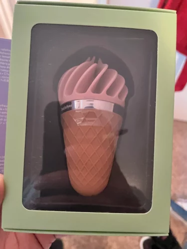 Click to view full screen Satisfyer Sweet Treat - Estimulador de Clitoris com 5 Modos de Vibração e Rotação à Prova D’Água photo review